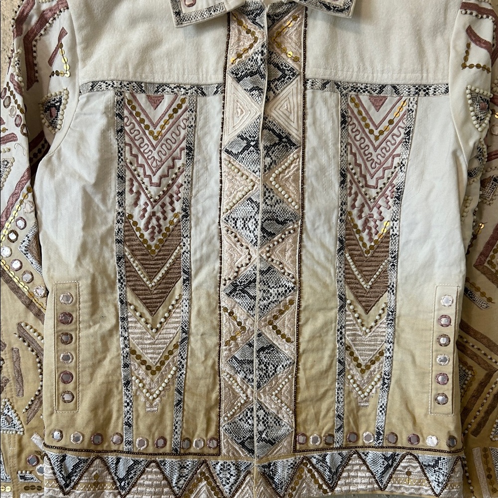 Women's Embroidered Jacket - Picture 3 of 16